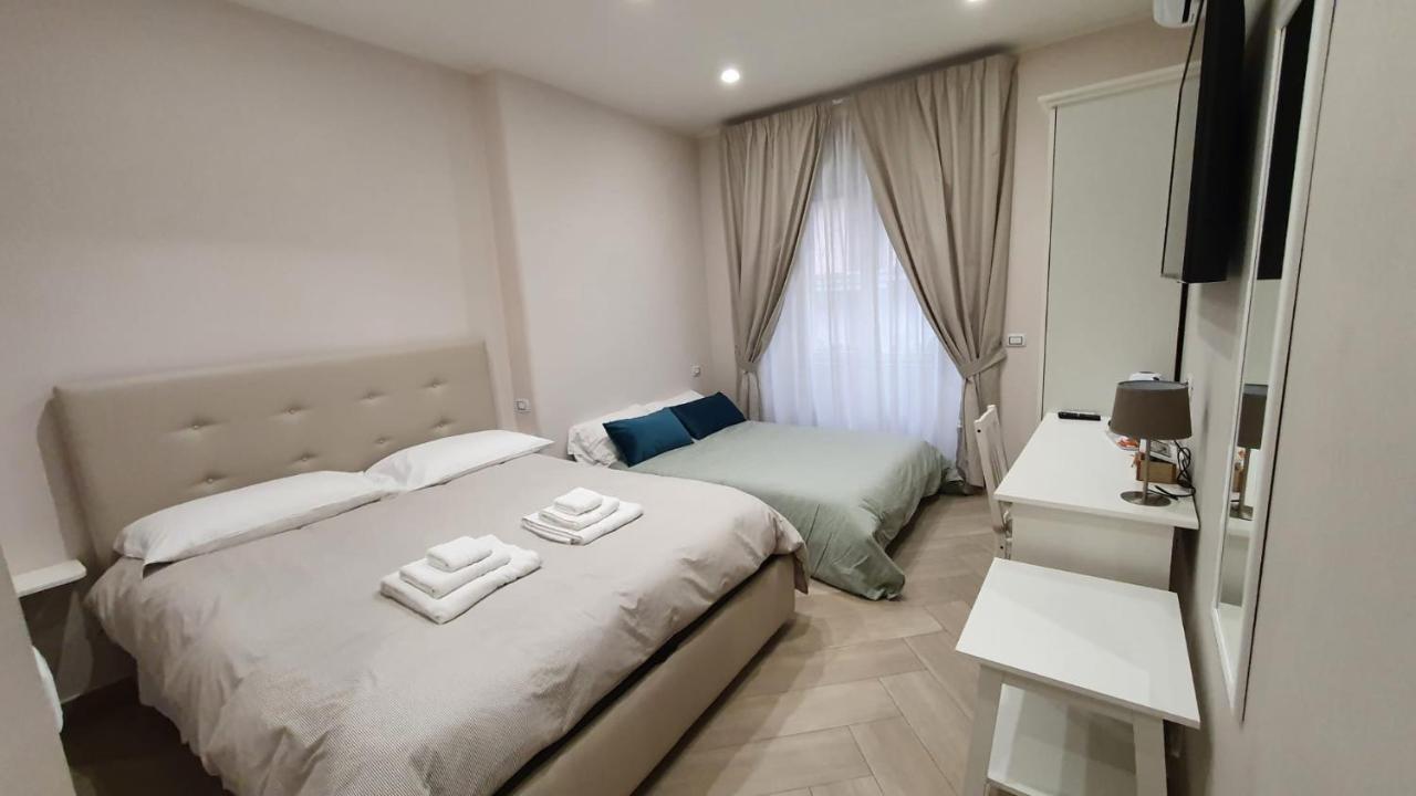Dimora Costantino Bed & Breakfast Naples Exterior photo