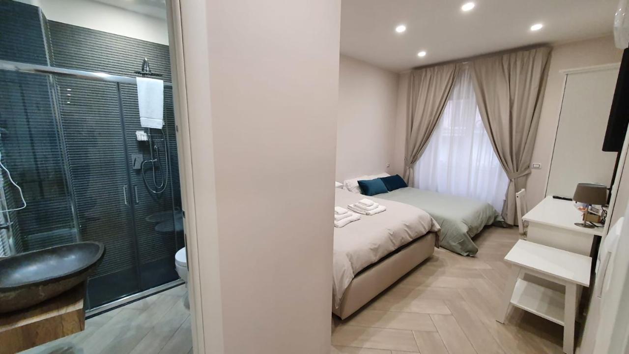 Dimora Costantino Bed & Breakfast Naples Exterior photo