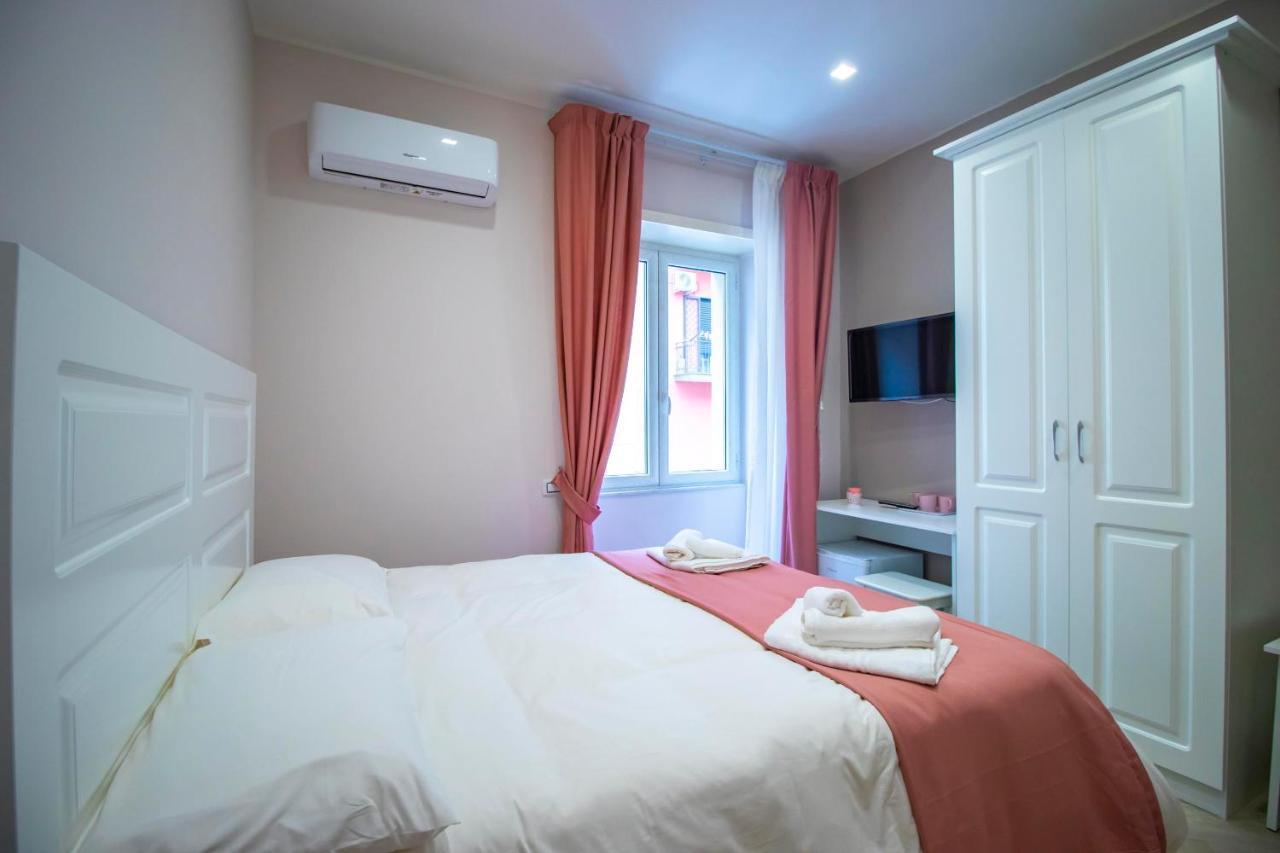 Dimora Costantino Bed & Breakfast Naples Exterior photo